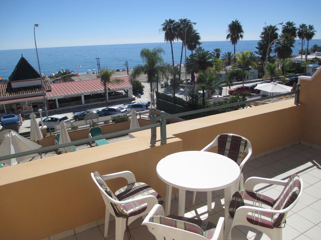 Apartamentos Nerja Bahia Esterno foto