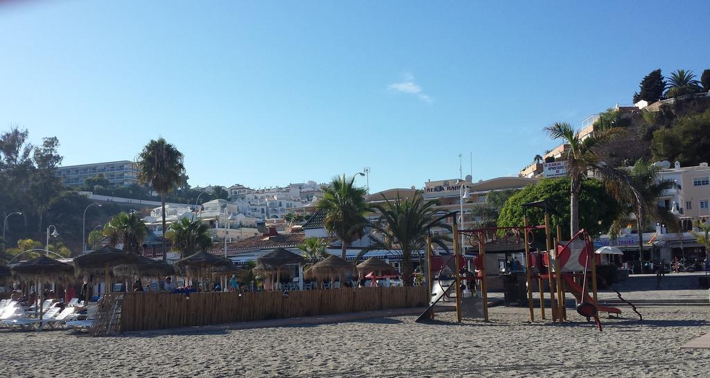 Apartamentos Nerja Bahia Esterno foto
