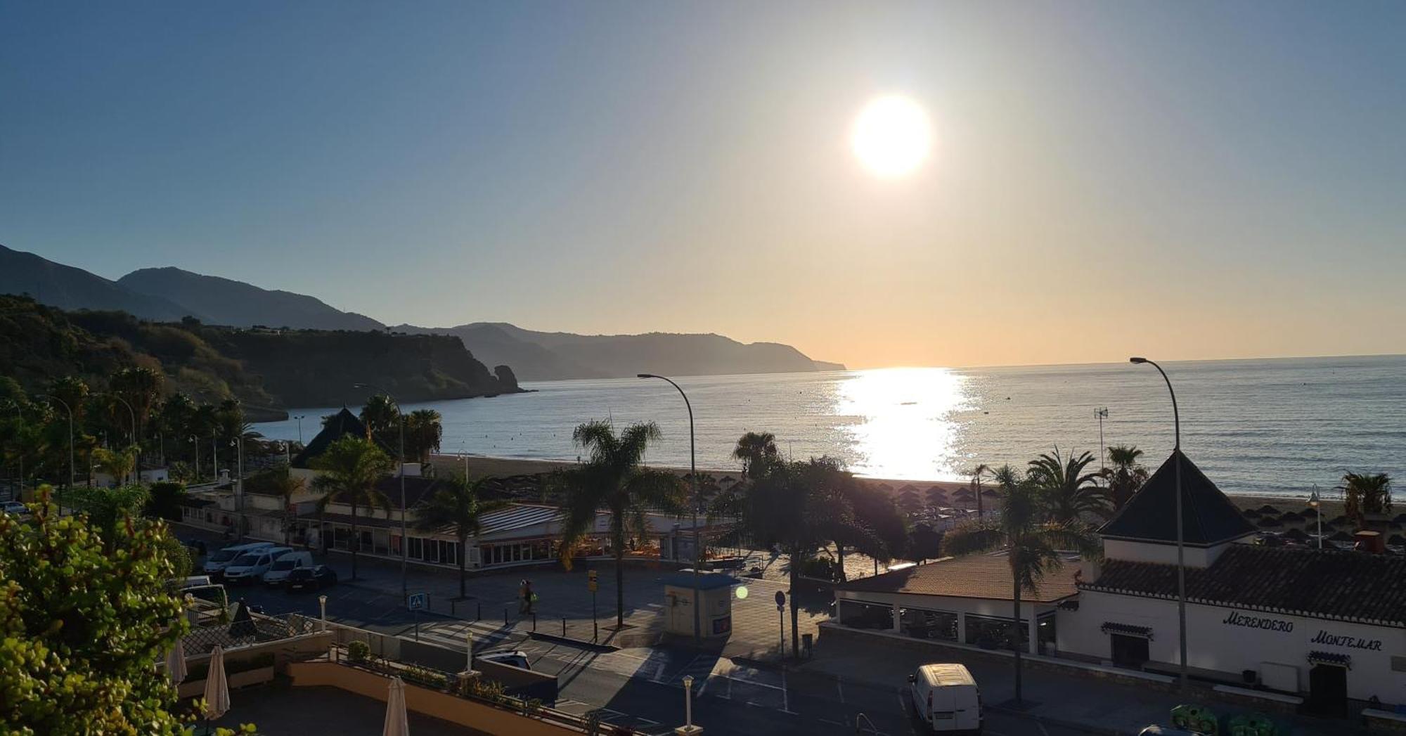 Apartamentos Nerja Bahia Esterno foto