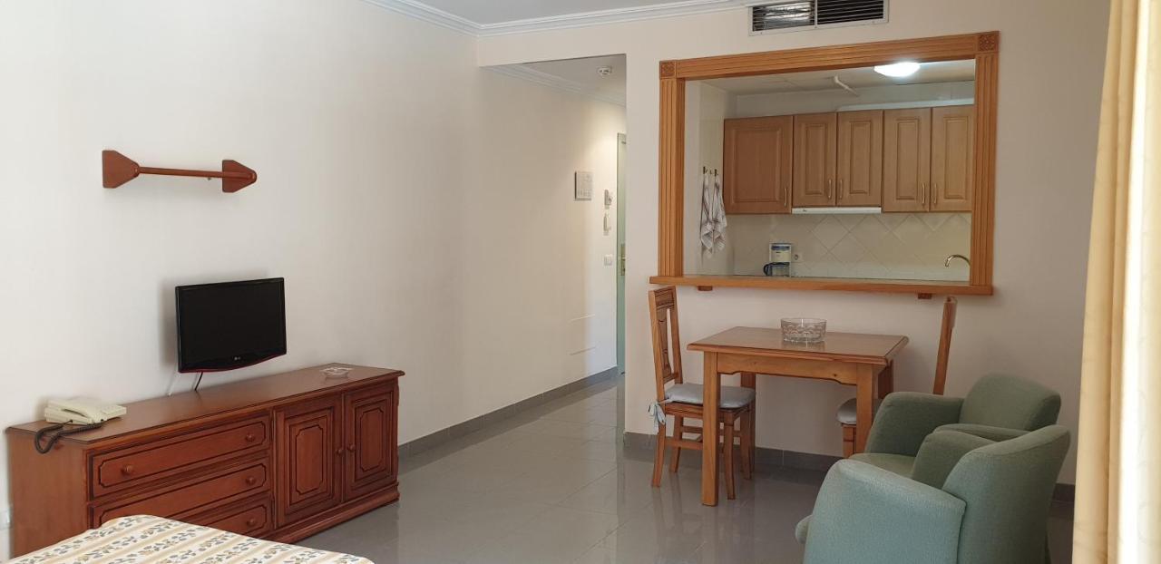Apartamentos Nerja Bahia Esterno foto