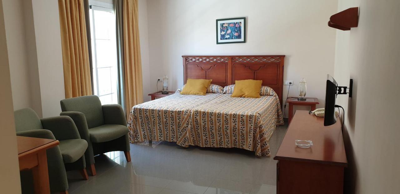 Apartamentos Nerja Bahia Esterno foto